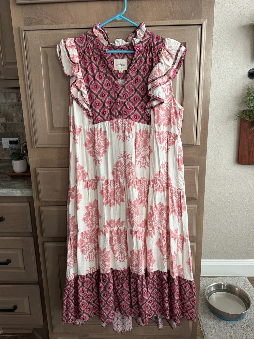 Umgee Cream and Pink Mixed Print Tiered Midi Dress.  New with tags.